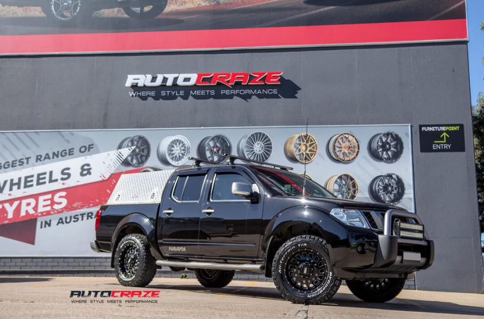 NISSAN NAVARA GD03 GLOSS BLACK MILLED ACCENTS
